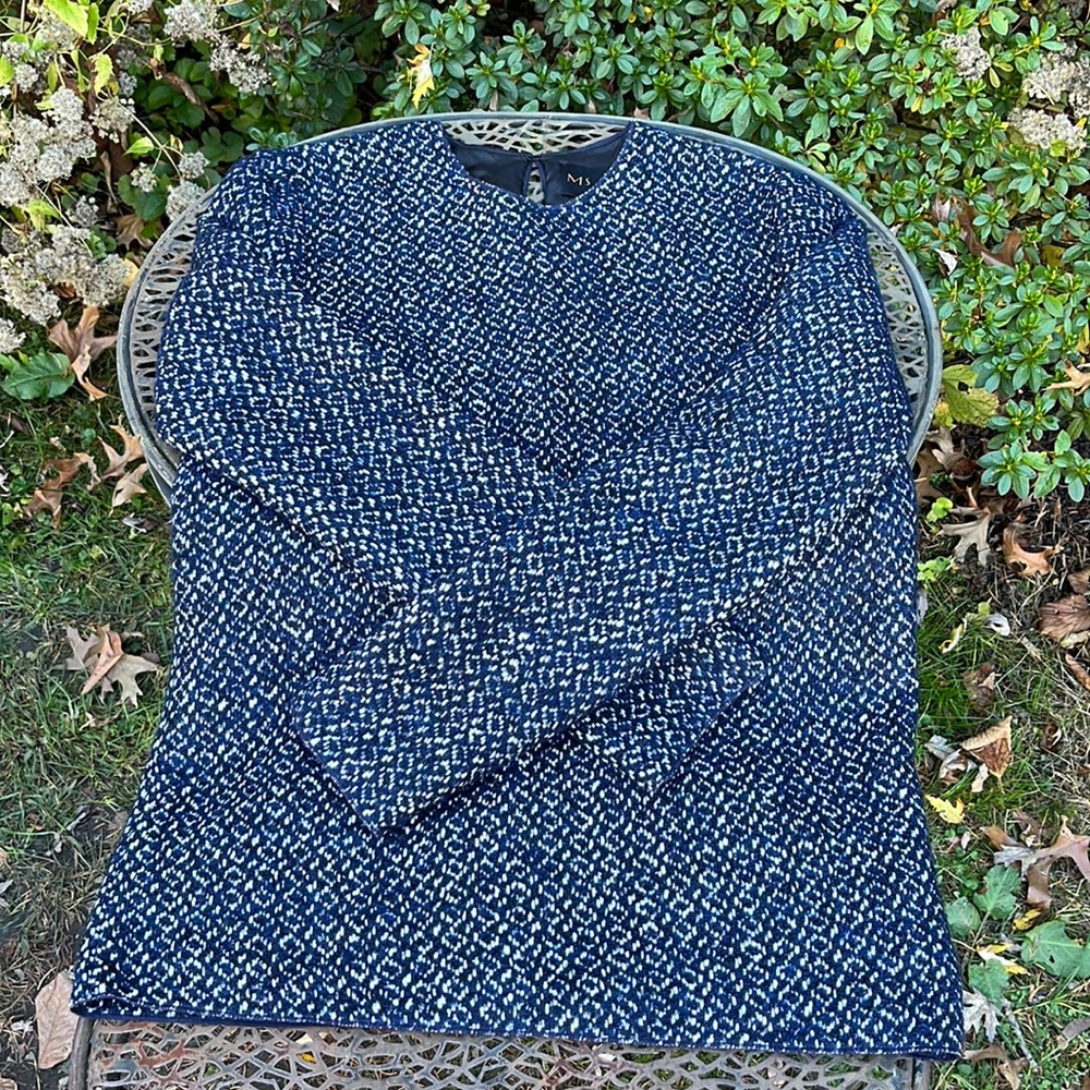 Ms Min navy and white size 6 knit tunic
